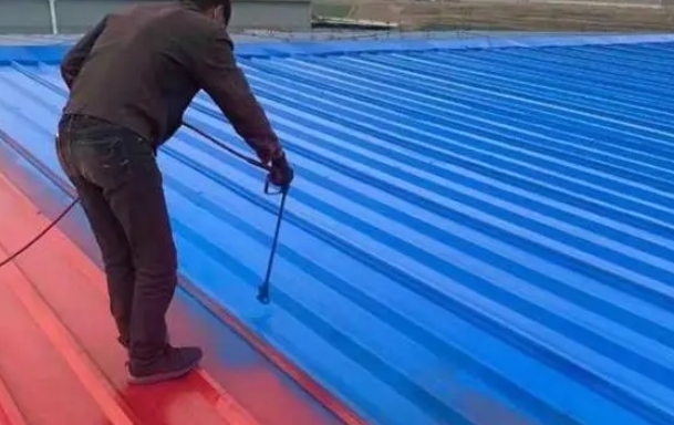 揭秘！為何隨處可見的彩鋼瓦突然遭拆？不拆后果嚴重！